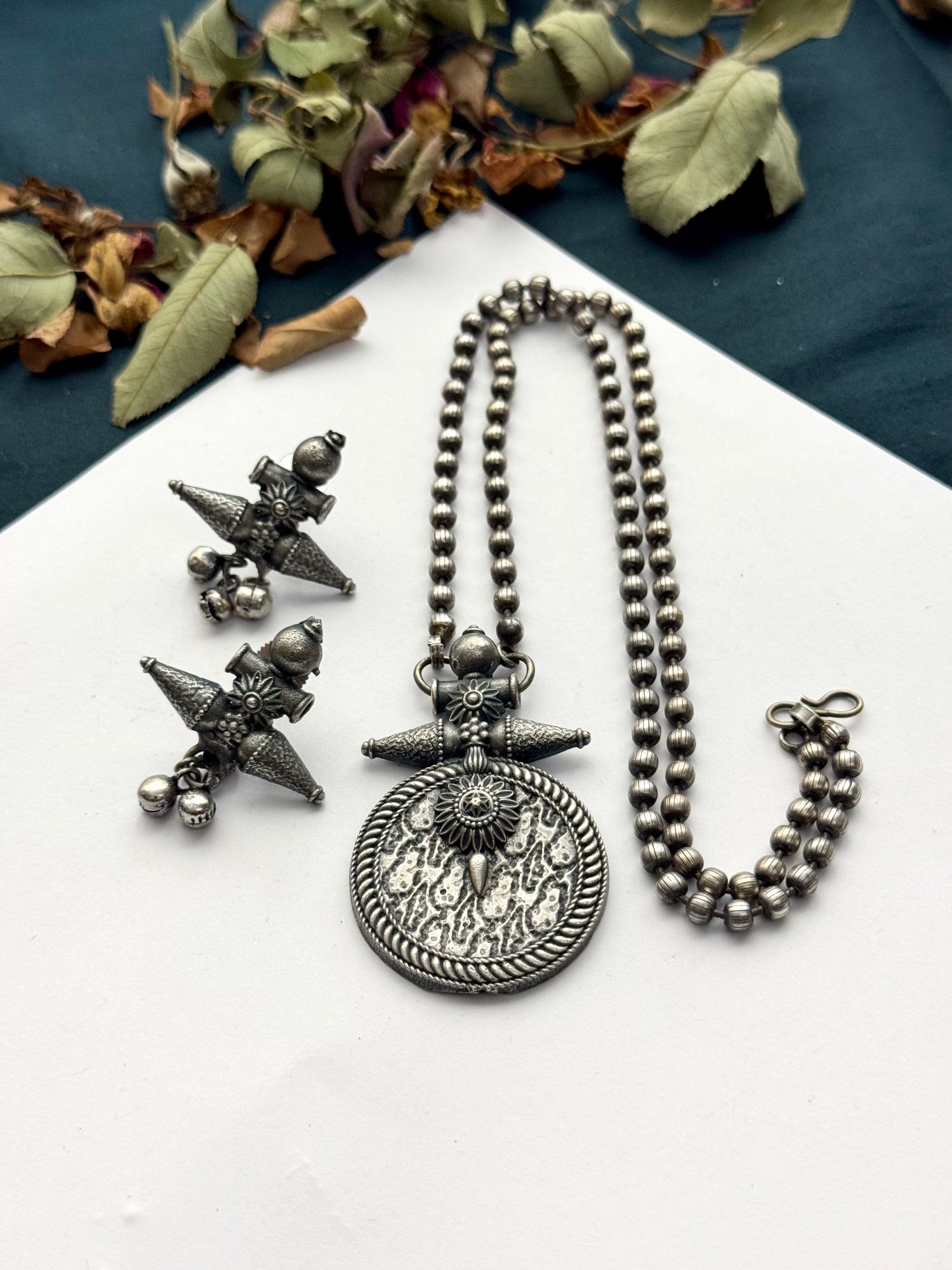 Oxidised Sets
