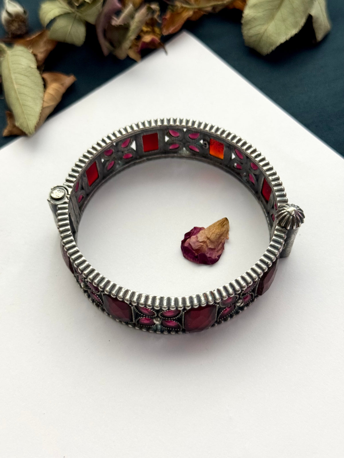 Premium brass made oxidised openable Bangle ( size standard 2.6)