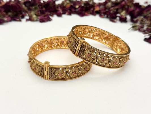 Rajwadi openable Bangles pair