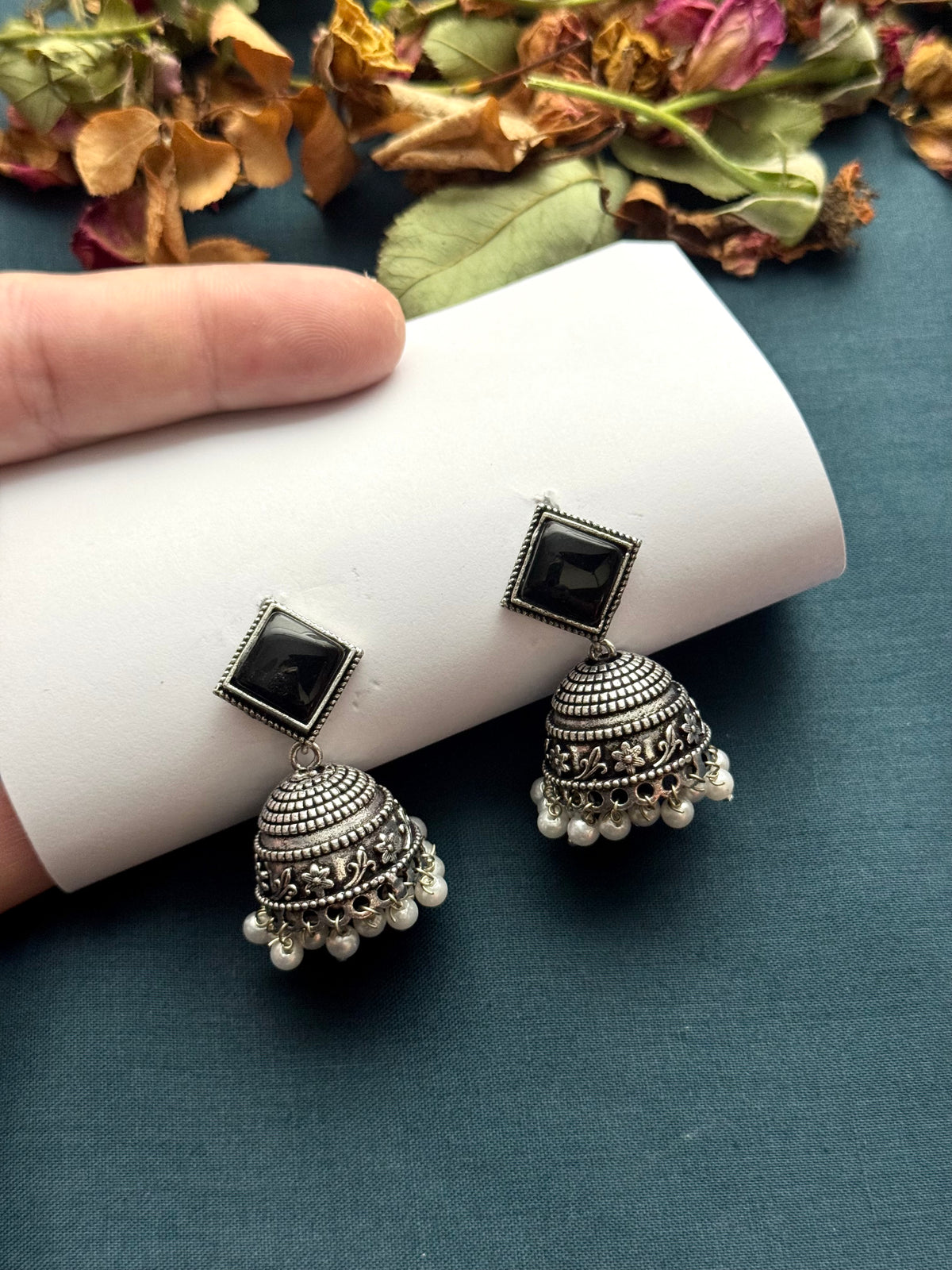 Premium brass made Oxidised jhumka
