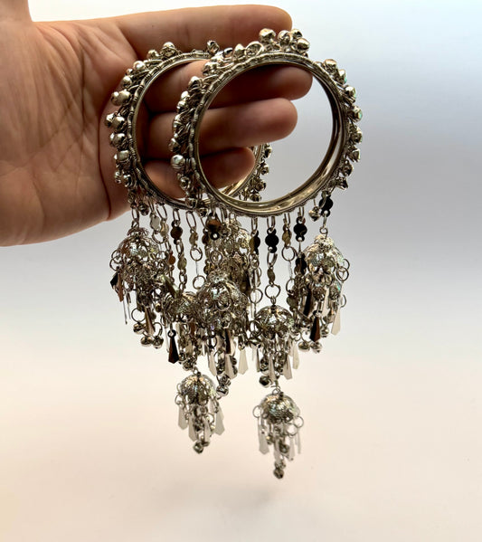 Oxidised Jhumki Latkan Bangles ( size 2.6 sawa 2 )