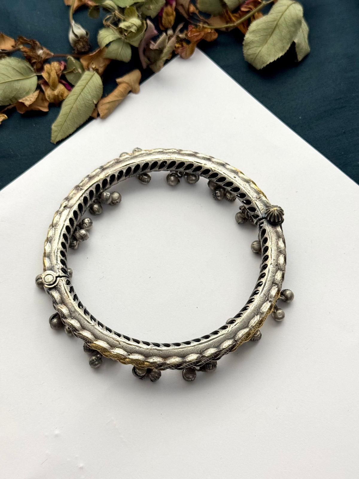 Premium Brass made oxidised openable foot Bangle
