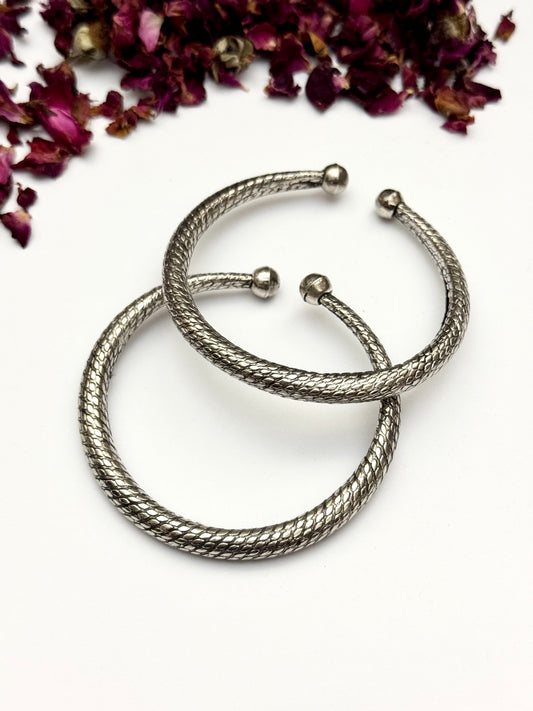 German silver Oxidised hasli style hand Kara pair
