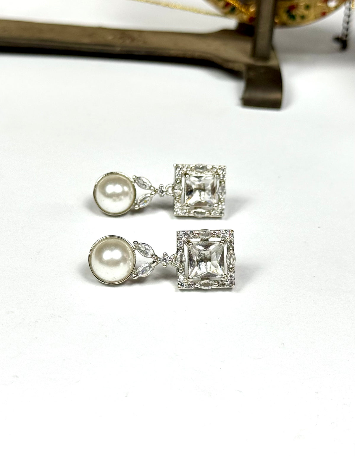 American Diamond 1 karat tops