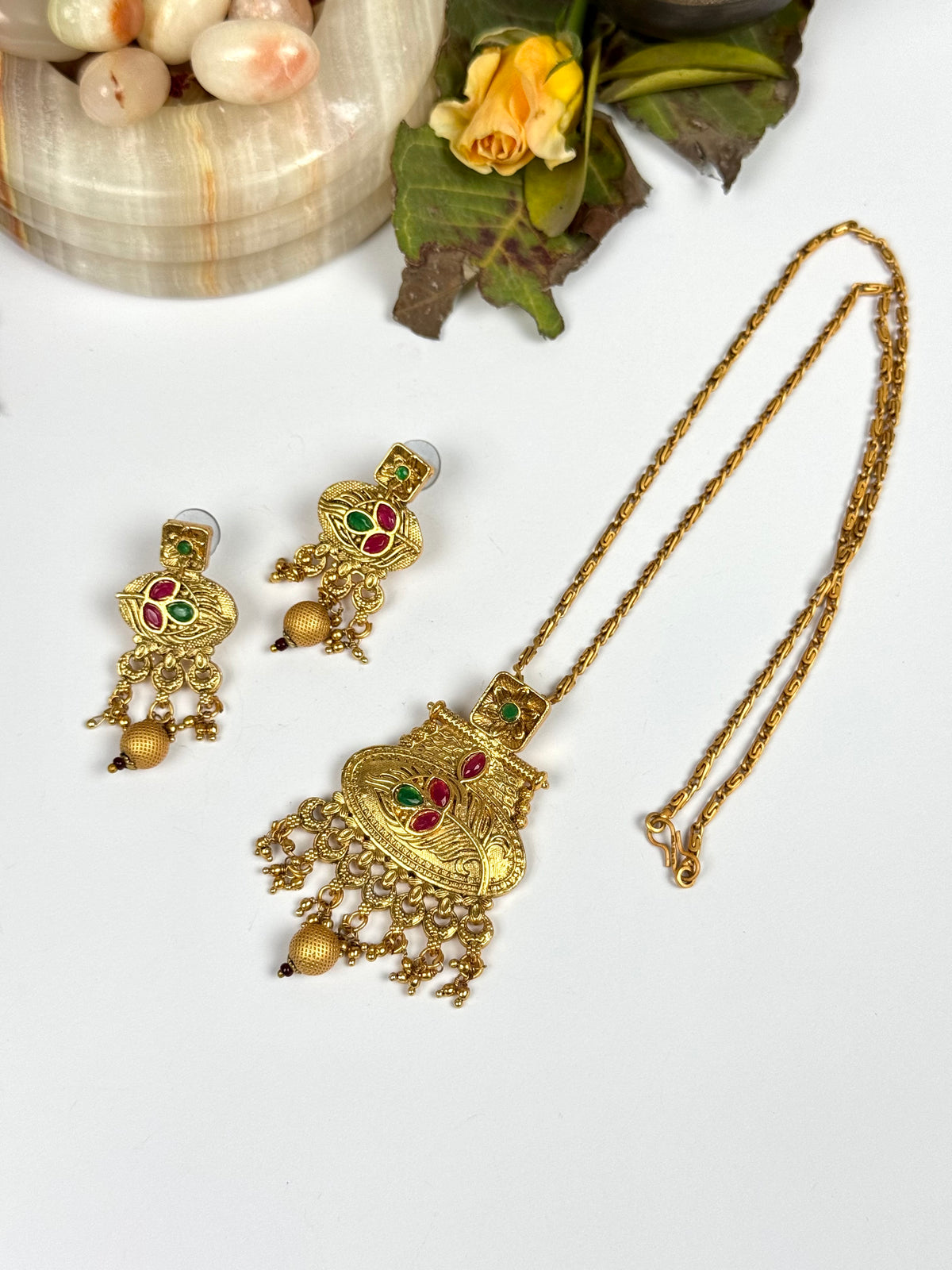 Rajwadi Pendant set