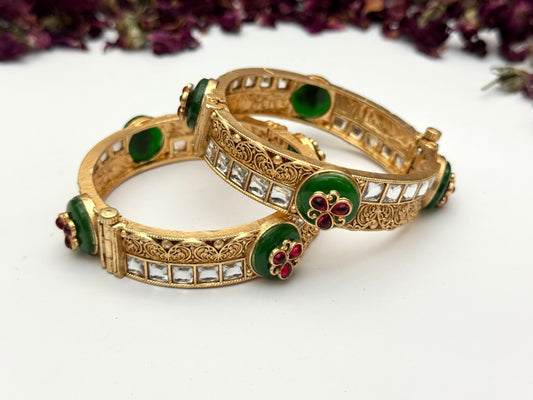 Rajwadi Designer openable Kara pair