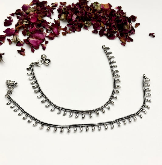 Premium German Silver Oxidised Pazaib Pair
